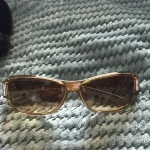 Gucci | Accessories | Gucci Goldtoned Sunglasses With Black  display picture 3